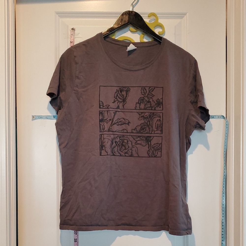 Women's Rose Graphic T-Shirt - Gray